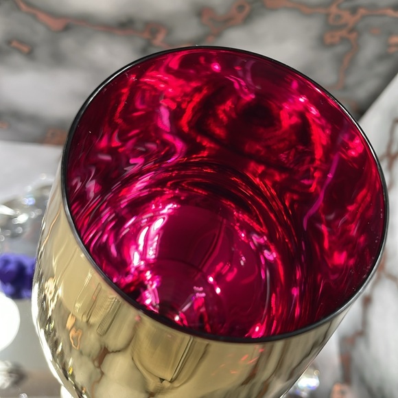 3pc Golden Barbie bundle with wine glass, acrylic bag and goldtone bracelet - Picture 8 of 8